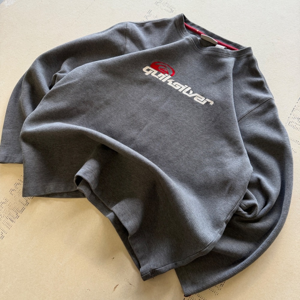 Y2K Quiksilver Grail Crewneck Sweater